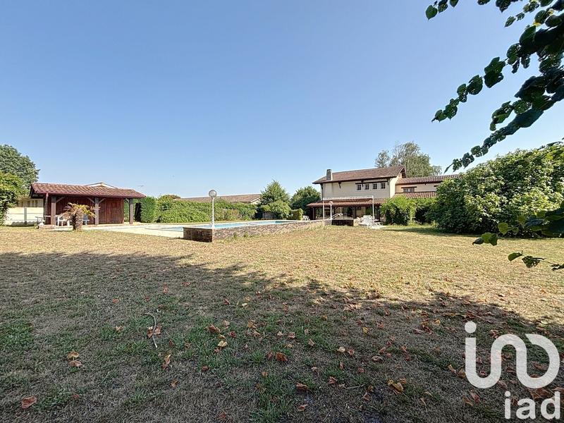 Maison de maîtres - 220 m² - 7 pièces