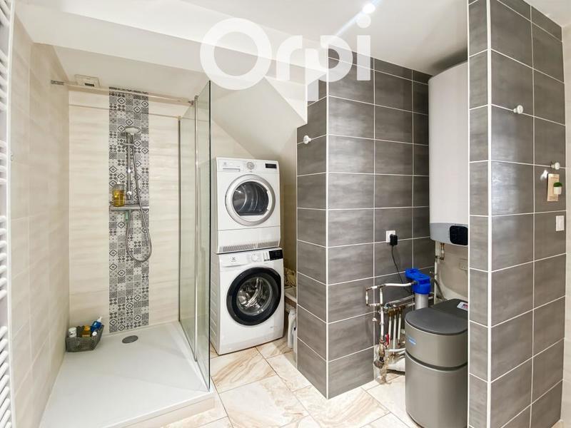 Appartement - 98 m² - 5 pièces