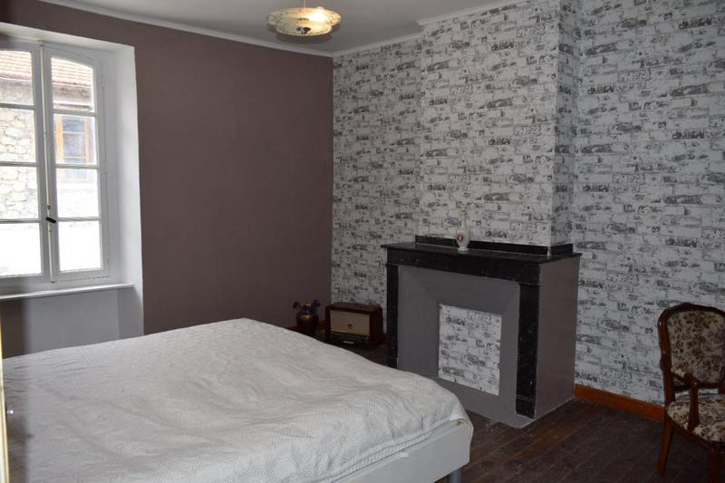 Maison de village - 220 m² - 16 pièces