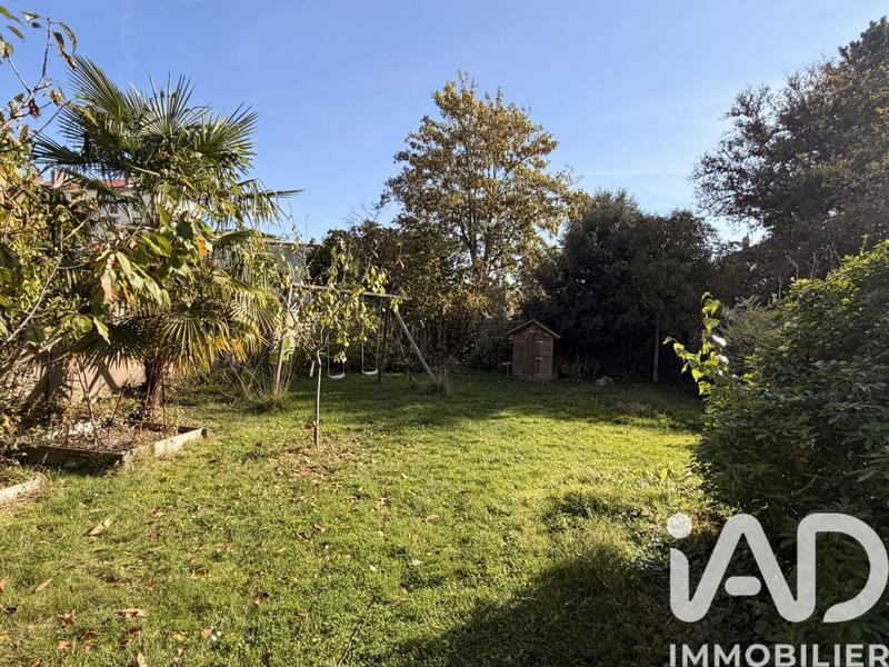 Maison - 172 m² - 8 pièces