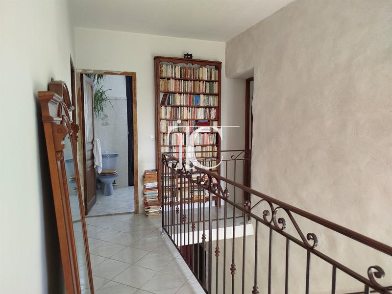 Maison en pierre - 207 m² - 6 pièces