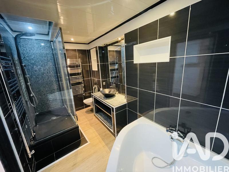 Duplex - 113 m² - 6 pièces