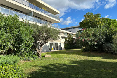 Appartement - 67 m² - 2 pièces