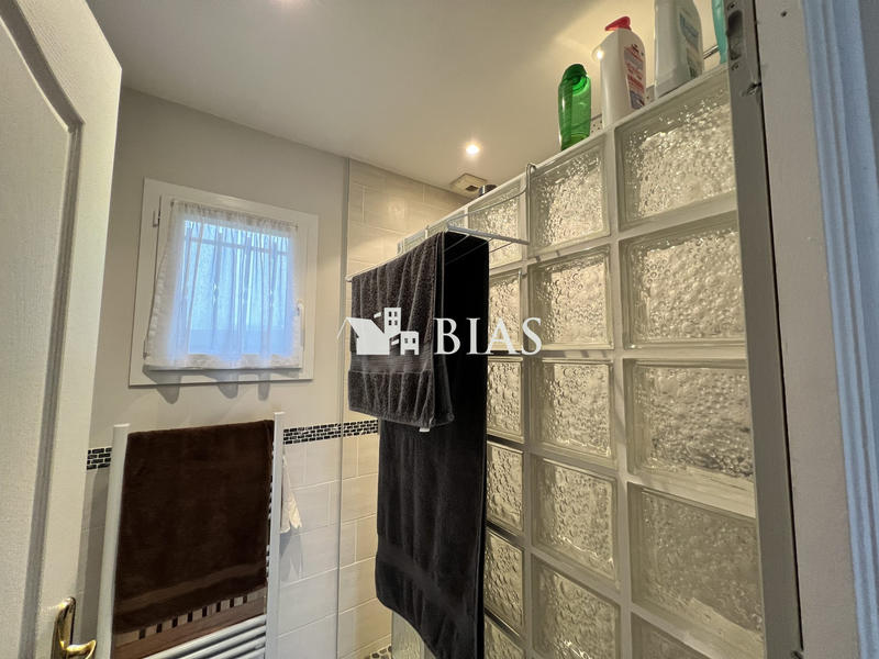 Maison contemporaine - 127 m² - 6 pièces