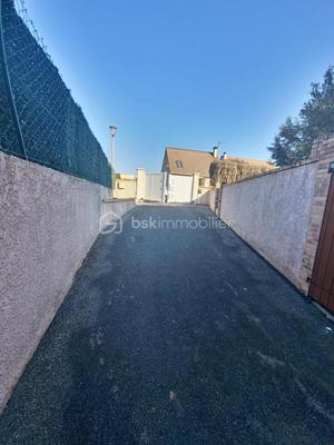 Maison traditionnelle - 164 m² - 6 pièces