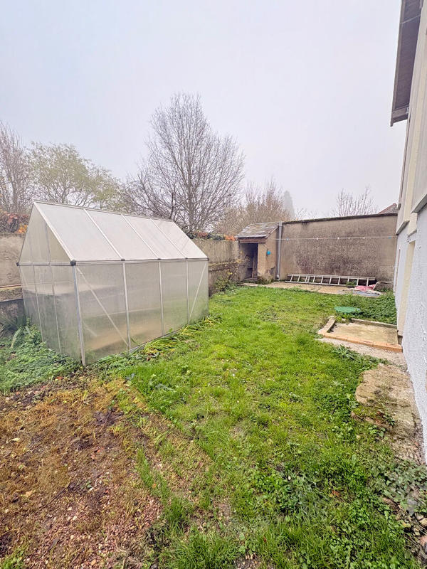 Maison - 111 m² - 6 pièces