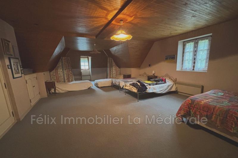 Maison - 174 m² - 5 pièces