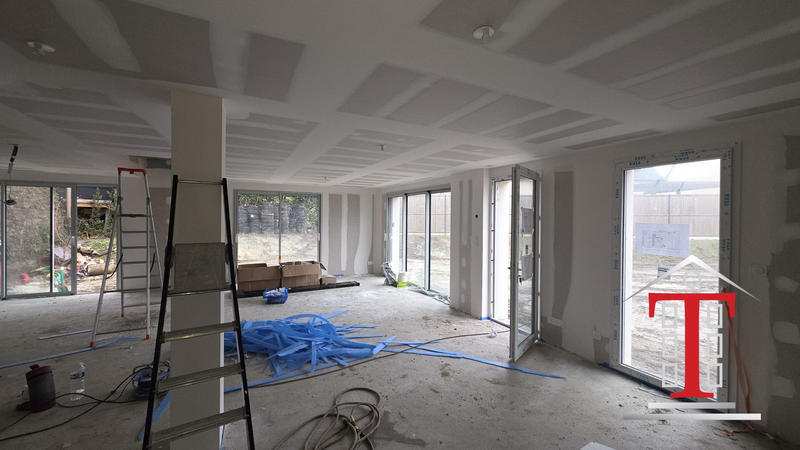 Maison - 167 m² - 7 pièces