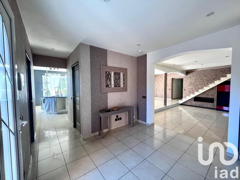 Maison - 196 m² - 7 pièces