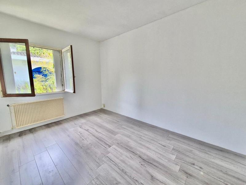 Maison - 244 m² - 10 pièces