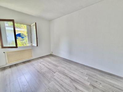 Maison - 244 m² - 10 pièces
