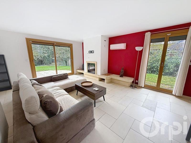 Maison - 137 m² - 5 pièces