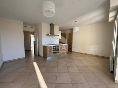 Appartement - 88 m² - 4 pièces