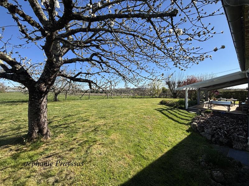 Maison - 200 m² - 7 pièces