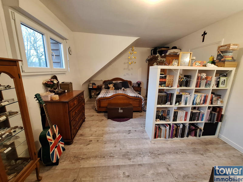 Maison - 261 m² - 11 pièces