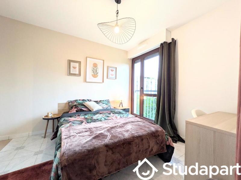 Chambre - 10 m² - 1 pièce