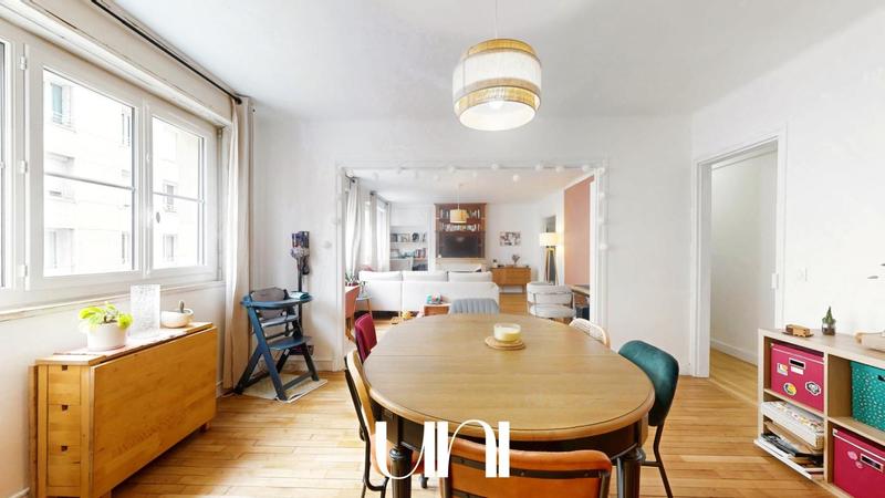 Appartement - 94 m² - 4 pièces