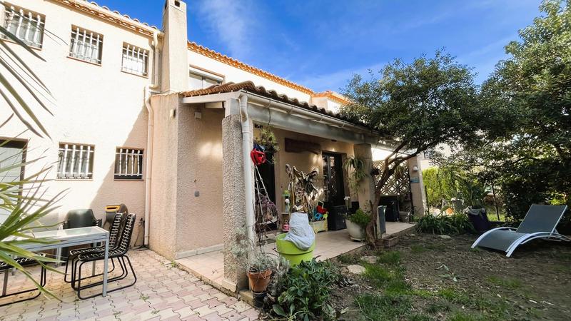 Maison traditionnelle - 111 m² - 4 pièces