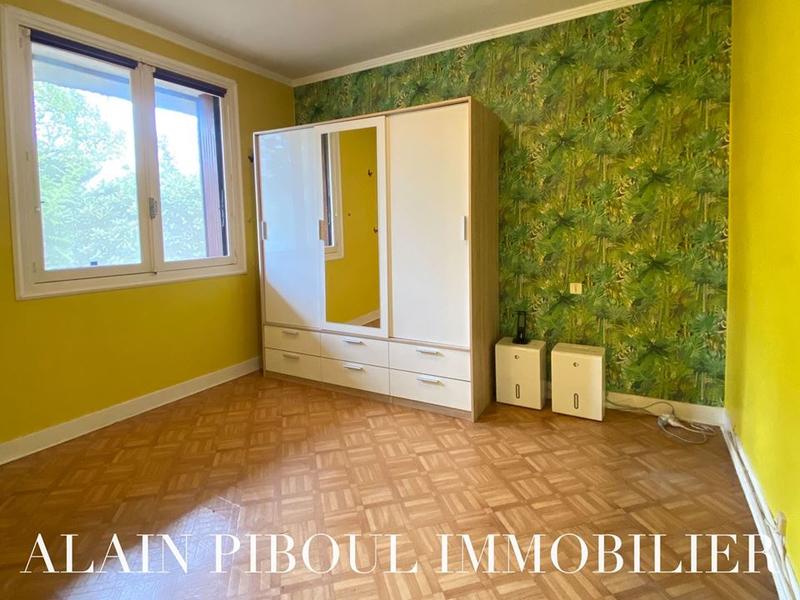 Maison traditionnelle - 90 m² - 4 pièces