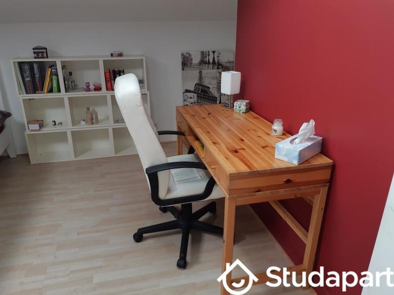 Chambre - 15 m² - 1 pièce