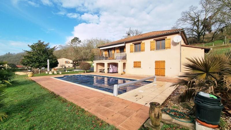 Maison - 146 m² - 5 pièces