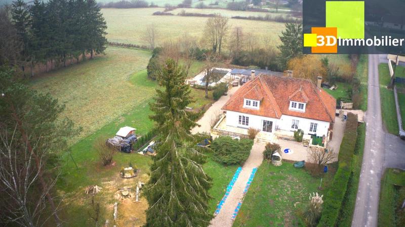 Maison - 290 m² - 8 pièces