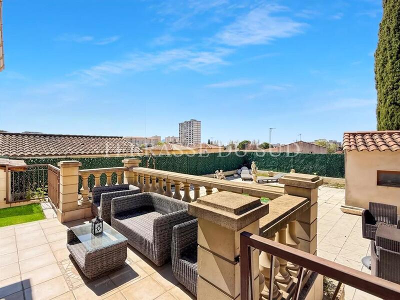 Maison - 97 m² - 4 pièces