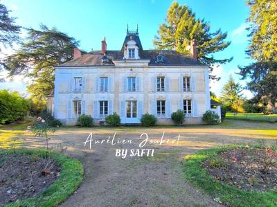 Propriété - 200 m² - 8 pièces