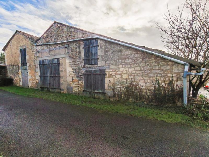 Grange - 169 m² - 3 pièces