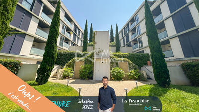 Appartement - 94 m² - 4 pièces