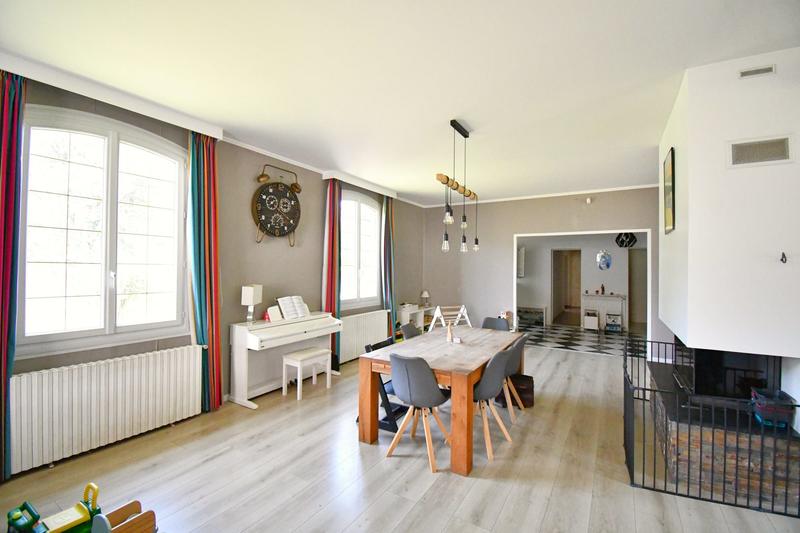 Maison ancienne - 350 m² - 10 pièces