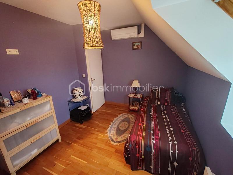 Maison traditionnelle - 100 m² - 5 pièces