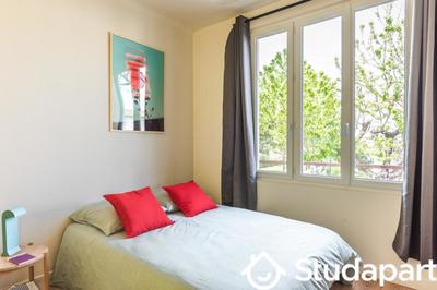 Chambre - 15 m² - 1 pièce