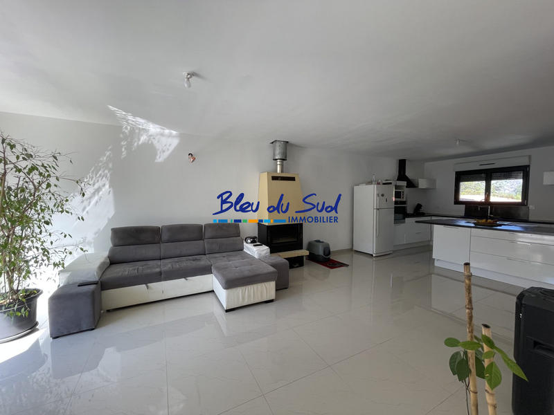 Maison - 96 m² - 3 pièces