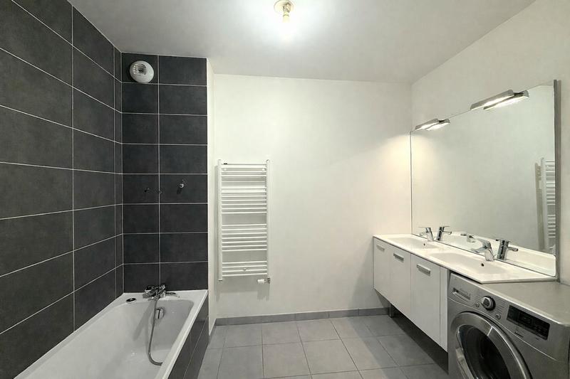 Appartement - 96 m² - 4 pièces