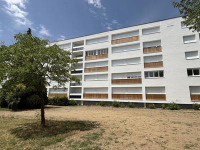 Appartement - 81 m² - 4 pièces