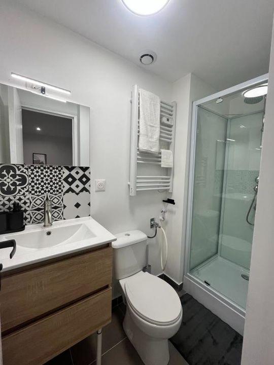 Immeuble - 90 m² - 5 pièces