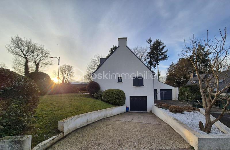 Maison - 159 m² - 6 pièces