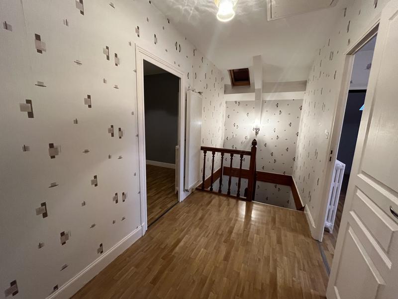 Maison - 162 m² - 6 pièces