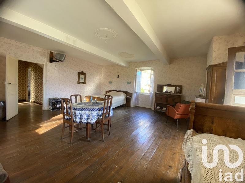 Maison - 190 m² - 7 pièces