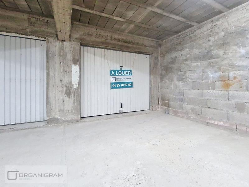 Parking / Garage - 15 m²