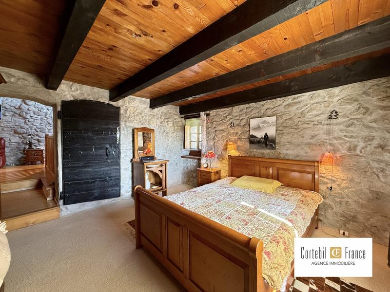 Maison - 123 m² - 4 pièces