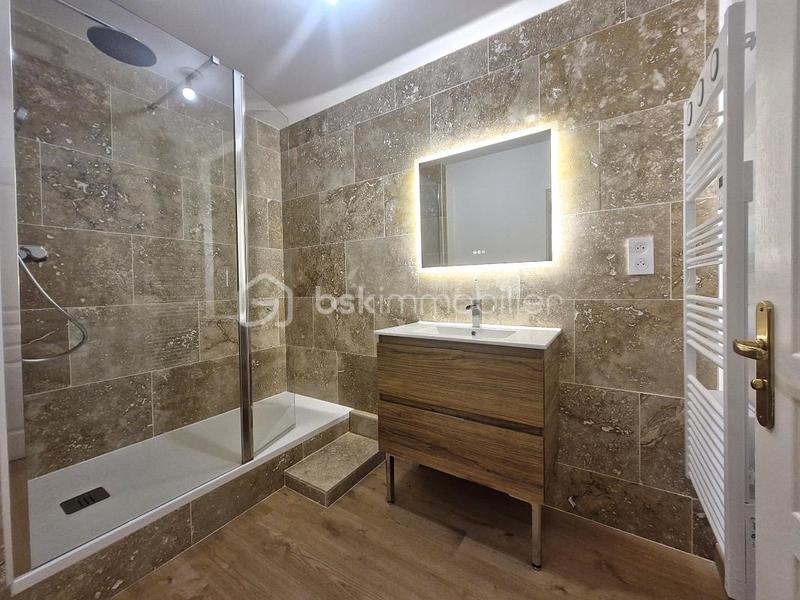 Appartement - 74 m² - 3 pièces