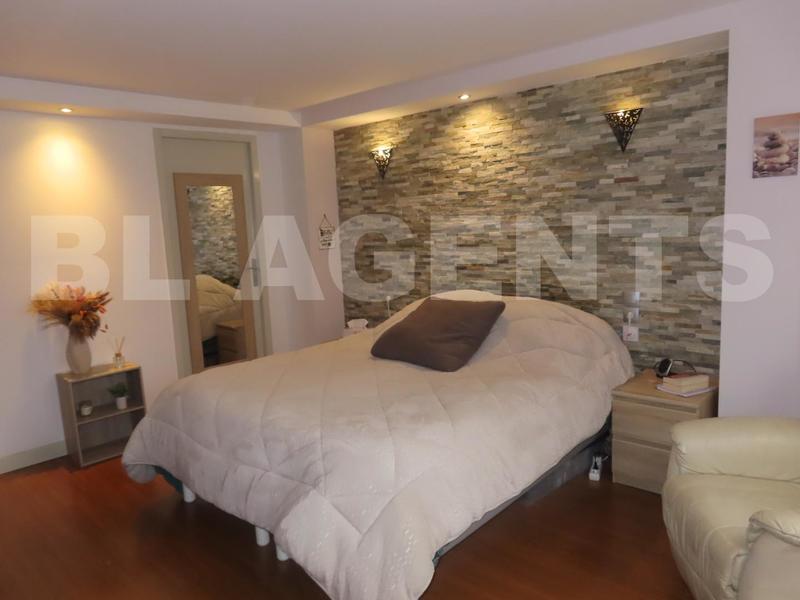 Maison de ville - 146 m² - 6 pièces