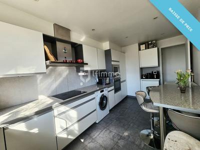 Appartement - 94 m² - 5 pièces