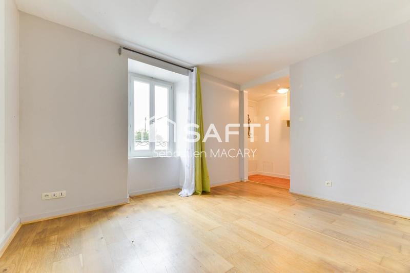 Maison - 180 m² - 8 pièces