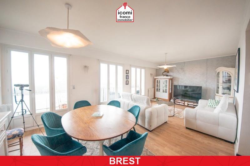 Appartement - 100 m² - 5 pièces