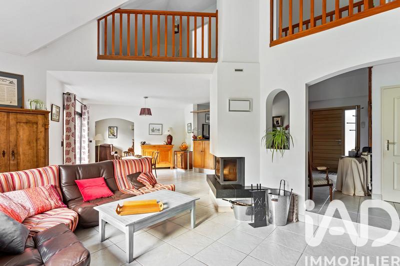 Maison de maîtres - 169 m² - 7 pièces