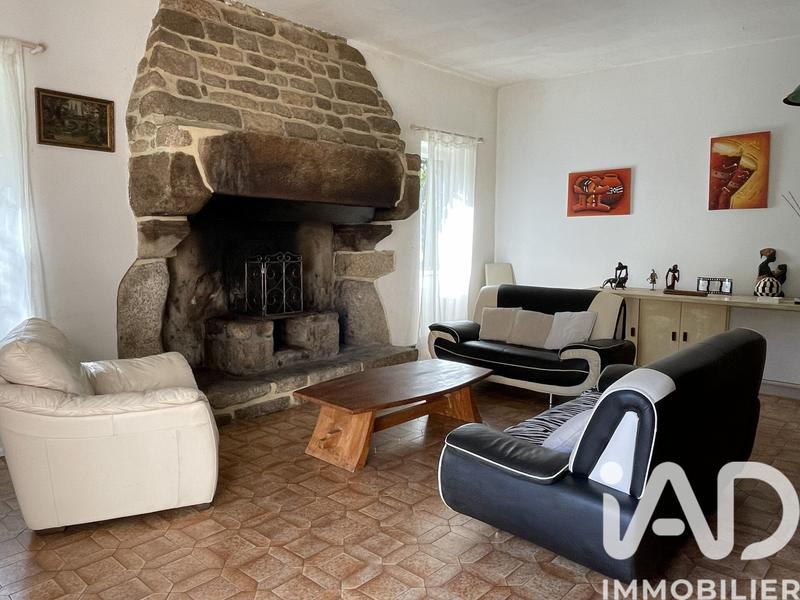 Maison - 254 m² - 7 pièces
