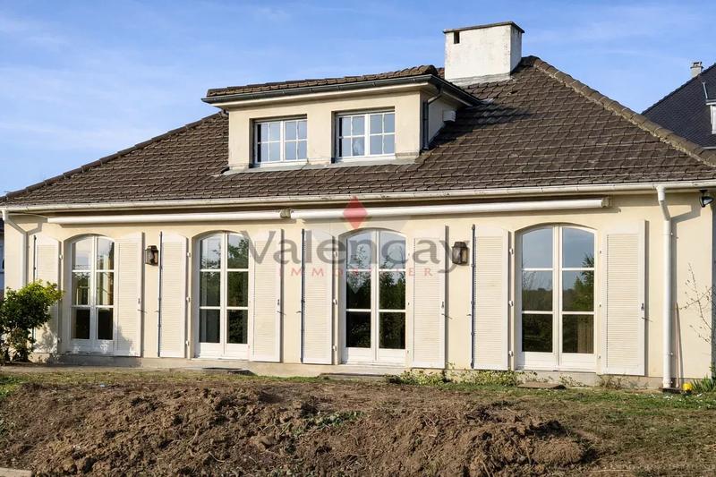 Maison - 146 m² - 5 pièces